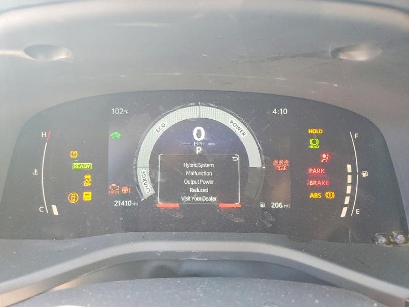 2025 TOYOTA CAMRY SE 9
