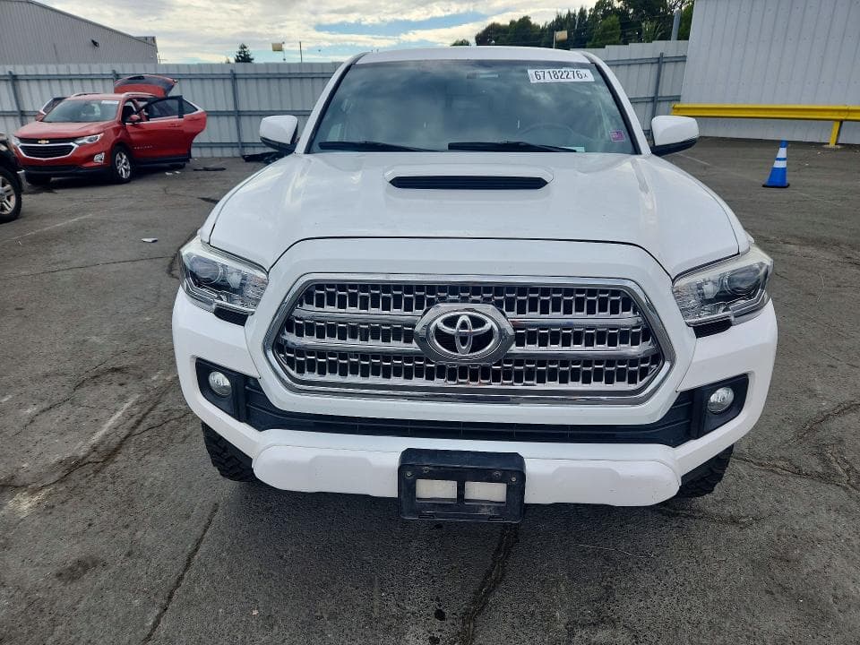 2017 TOYOTA TACOMA TRD SPORT 5