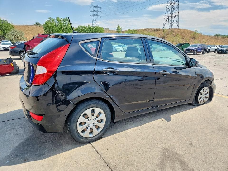 2017 HYUNDAI ACCENT SE 3