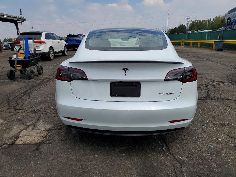 2023 TESLA MODEL 3 6