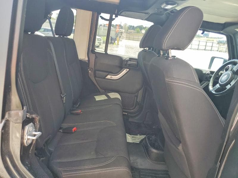 2017 JEEP WRANGLER UNLIMITED SAHARA 11