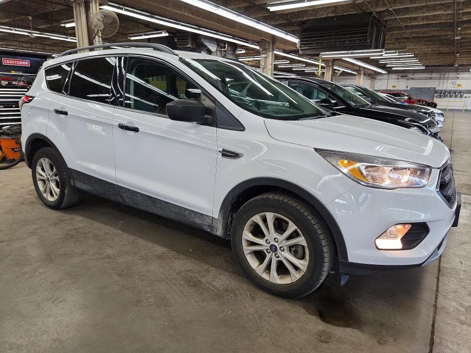 2018 FORD ESCAPE SE 4