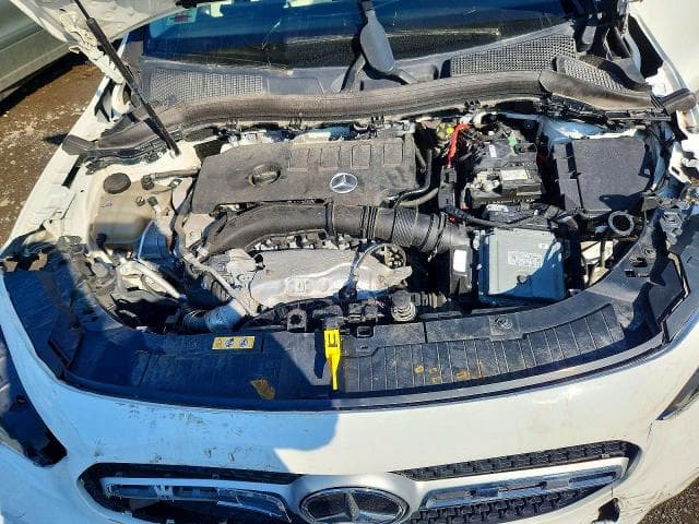 2021 MERCEDES-BENZ GLA 250 4MATIC 12