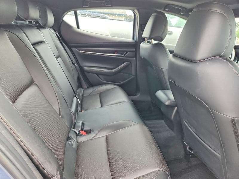 2022 MAZDA 3 PREMIUM 10