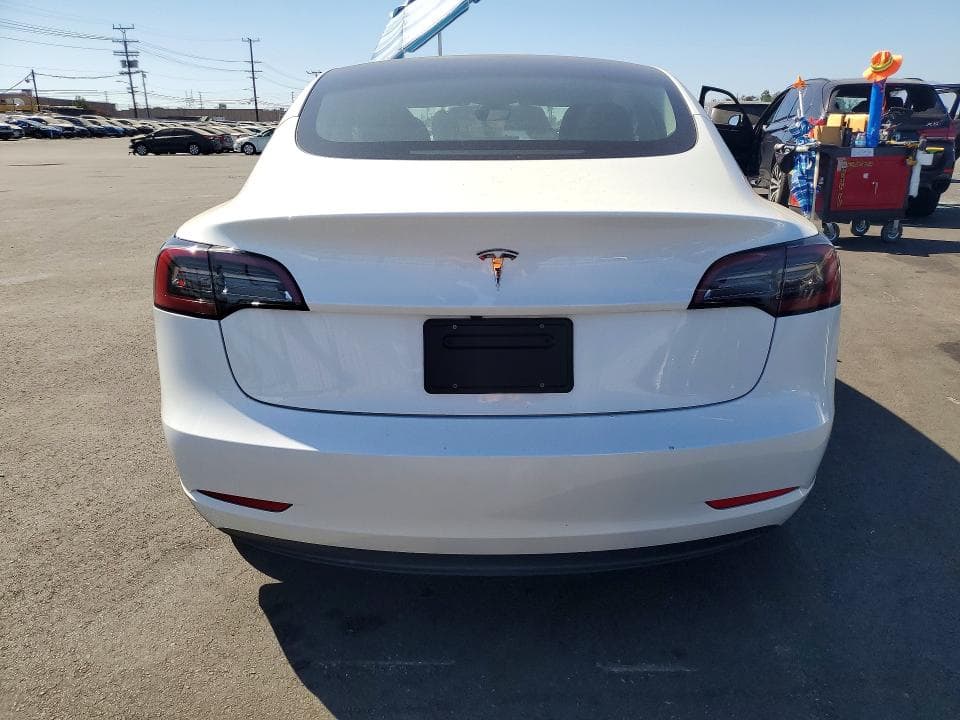 2023 TESLA MODEL 3 6