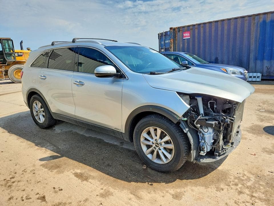 2019 KIA SORENTO LX V6 4