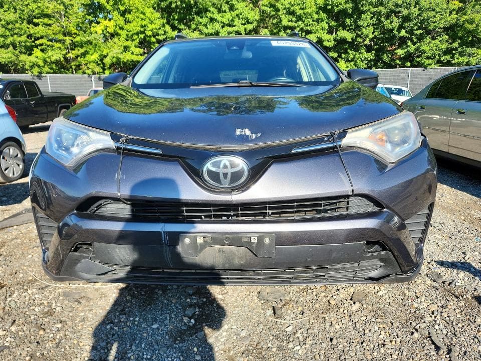 2017 TOYOTA RAV4 LE 5