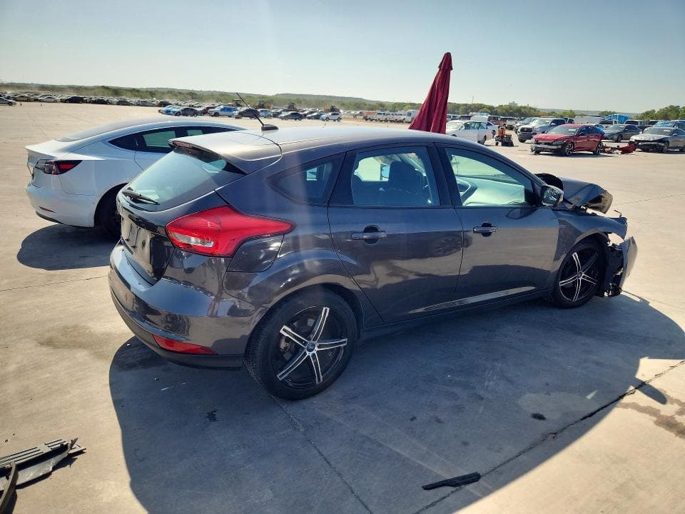 2018 FORD FOCUS SEL 3