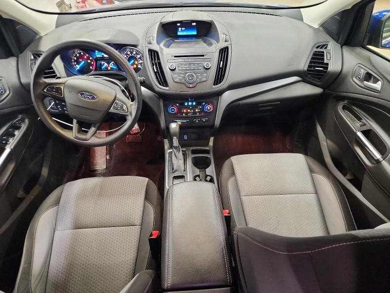 2017 FORD ESCAPE SE 8
