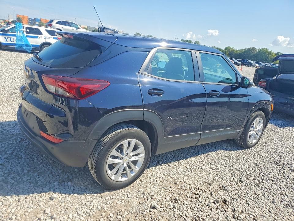 2021 CHEVROLET TRAILBLAZER LS 3