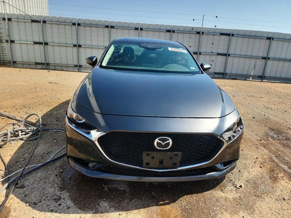 2024 MAZDA 3 PREFERRED 5