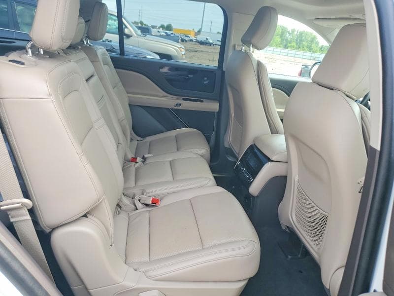 2023 LINCOLN AVIATOR RESERVE 11
