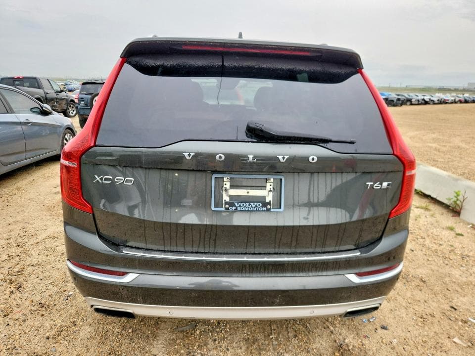 2018 VOLVO XC90 T6 6