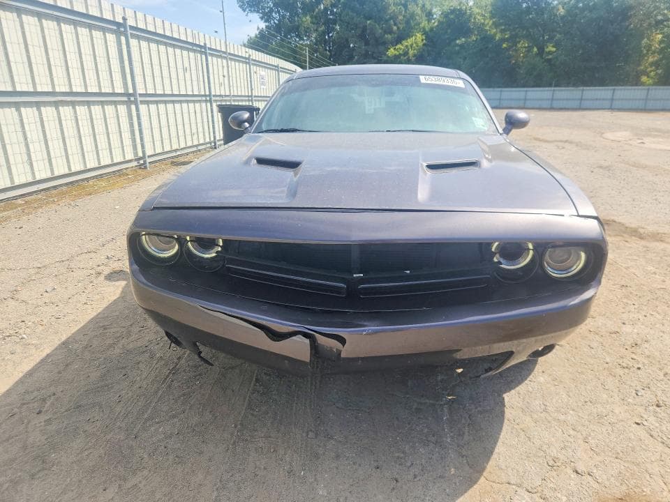 2022 DODGE CHALLENGER SXT 5