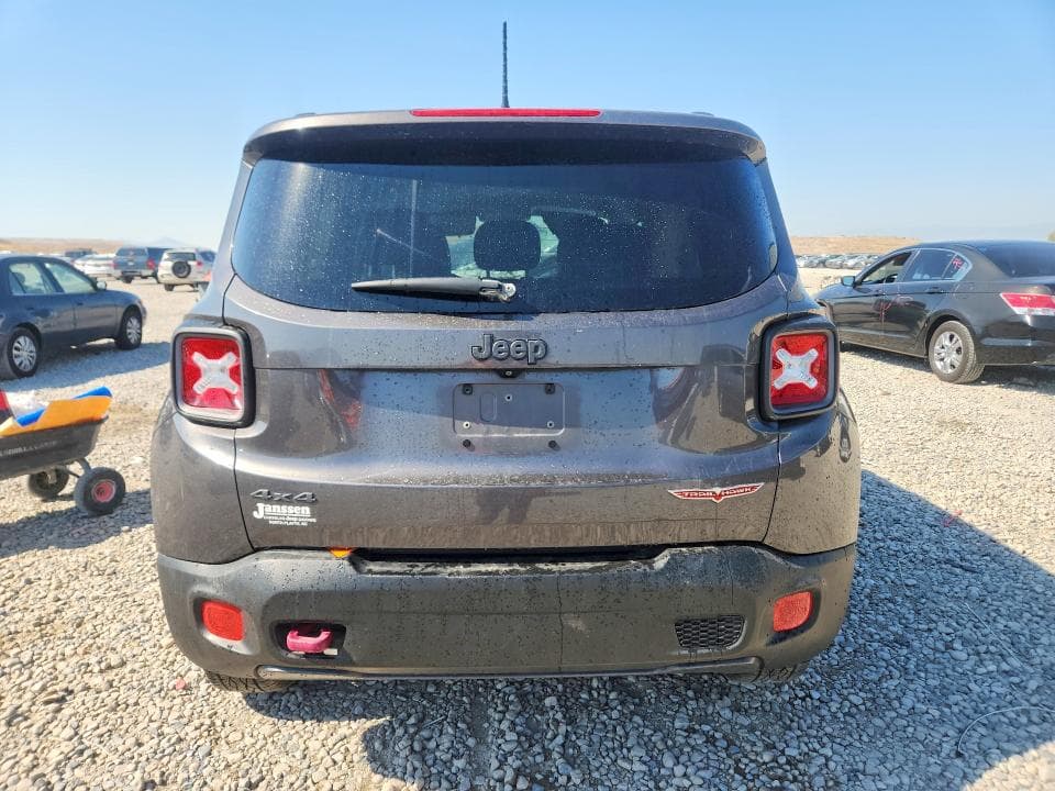 2017 JEEP RENEGADE TRAILHAWK 6