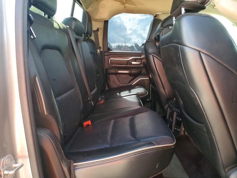 2019 RAM 1500 LARAMIE 10