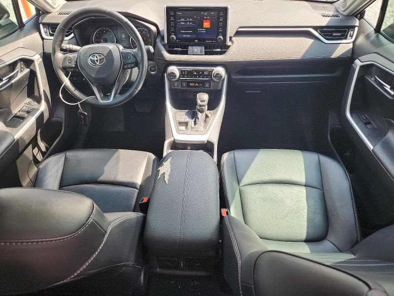 2019 TOYOTA RAV4 XLE PREMIUM 8