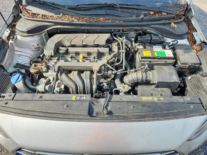 2020 HYUNDAI ACCENT SE 11