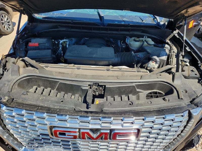 2021 GMC YUKON DENALI 12