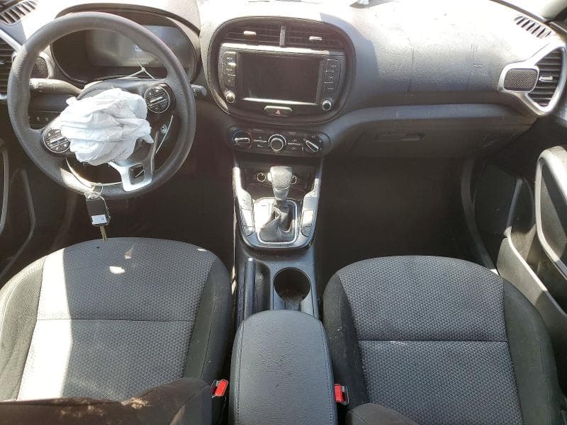 2025 KIA SOUL LX 8