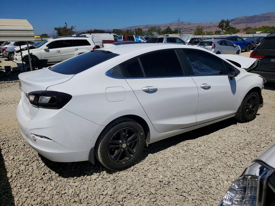 2017 CHEVROLET CRUZE LT 3