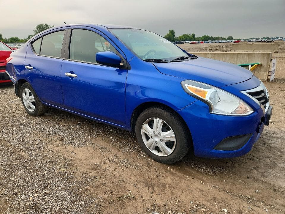 2017 NISSAN VERSA 1.6 SV 4