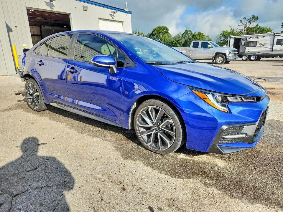 2020 TOYOTA COROLLA SE 4