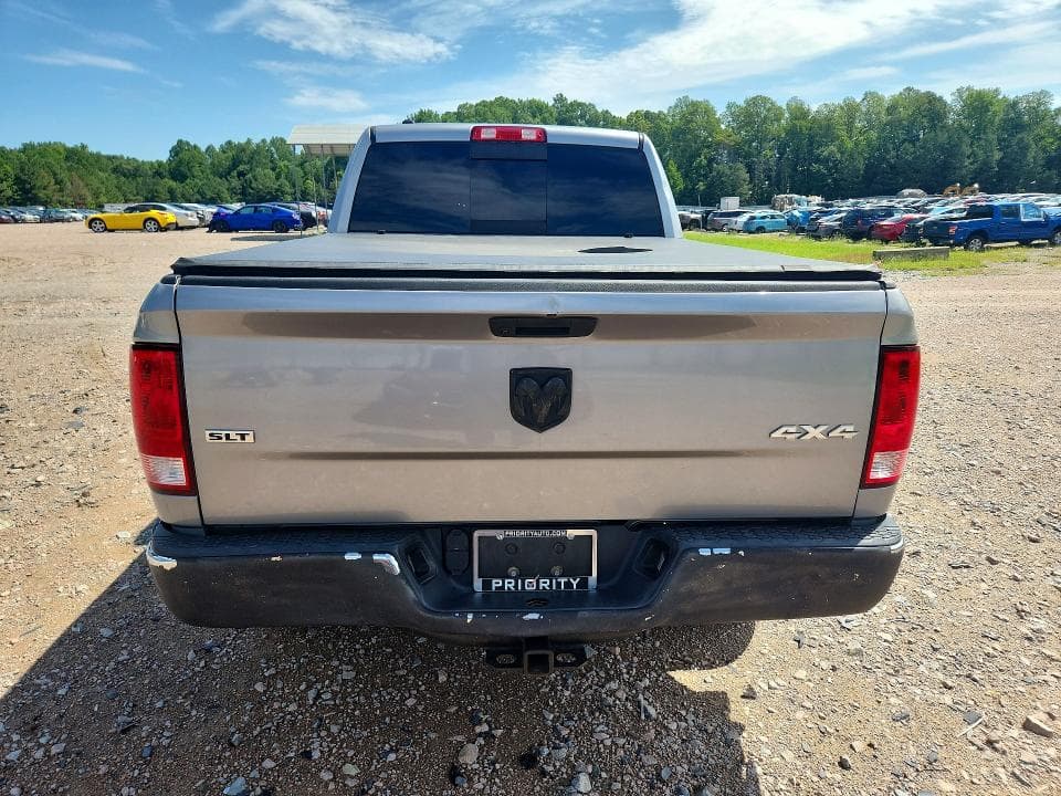 2019 RAM 1500 CLASSIC SLT 6
