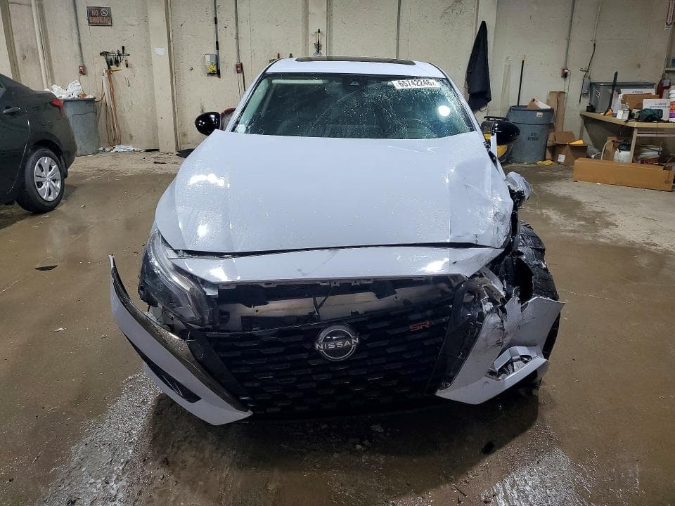 2023 NISSAN ALTIMA SR 5