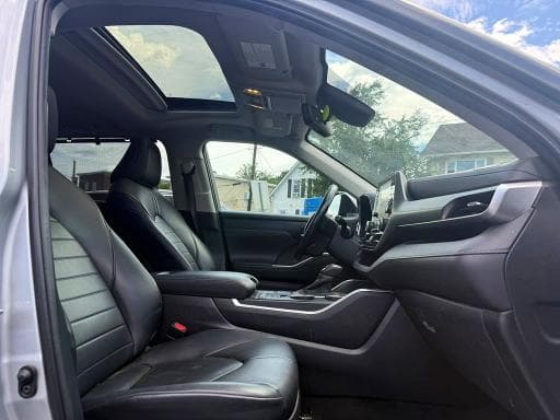 2020 TOYOTA HIGHLANDER XLE 7