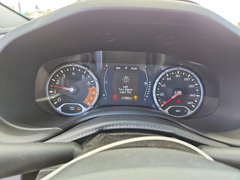 2020 JEEP RENEGADE SPORT 9