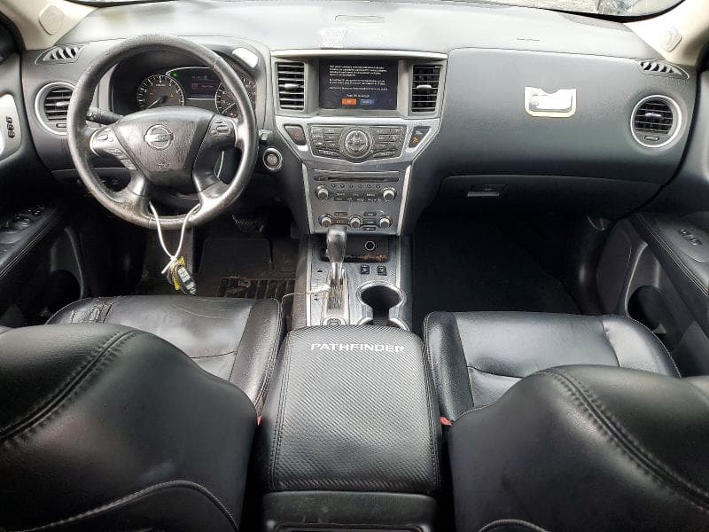 2017 NISSAN PATHFINDER SL 8