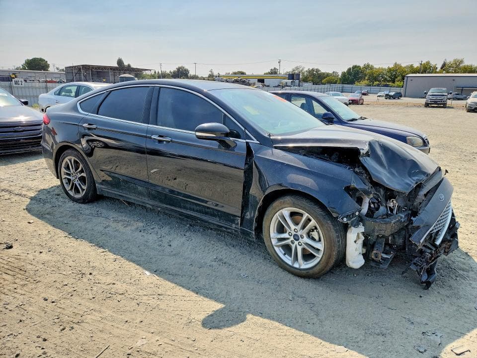2019 FORD FUSION TITANIUM 4