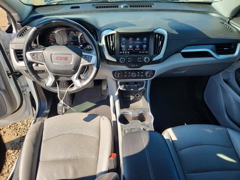 2024 GMC TERRAIN SLT 8