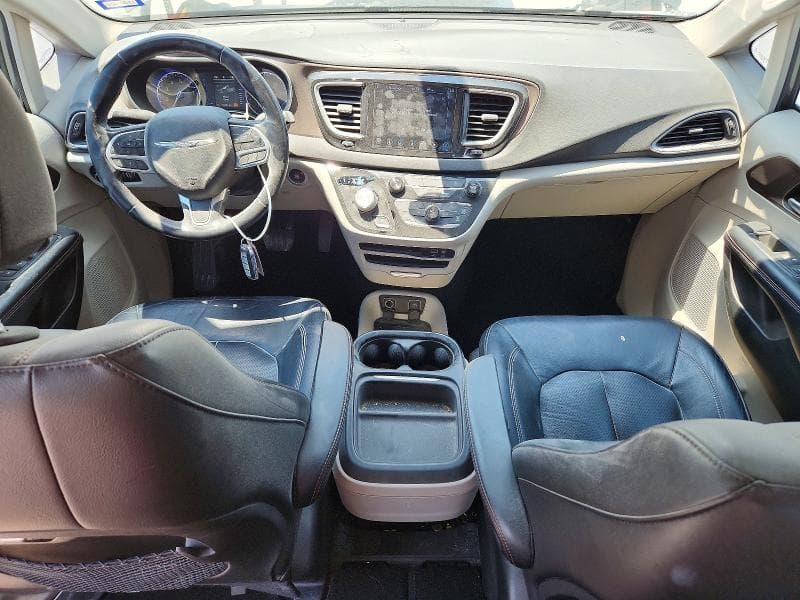 2018 CHRYSLER PACIFICA TOURING L 8
