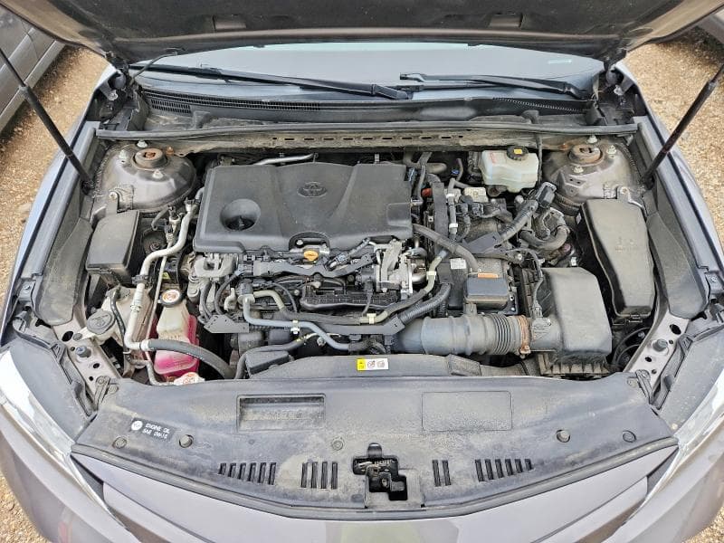 2020 TOYOTA CAMRY XLE 11