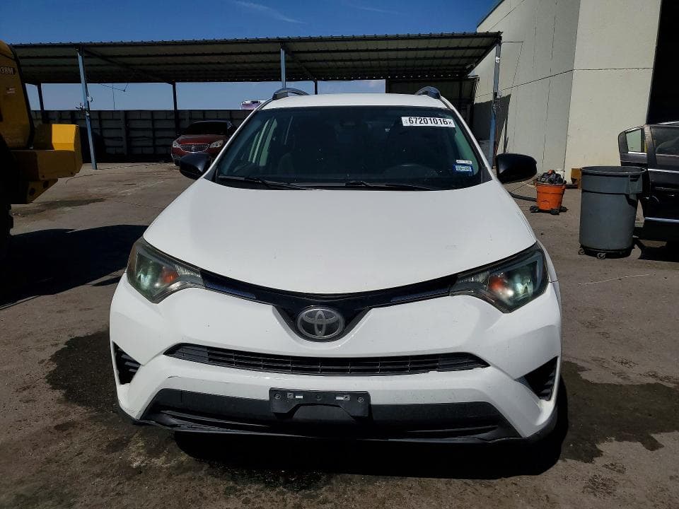 2018 TOYOTA RAV4 LE 5
