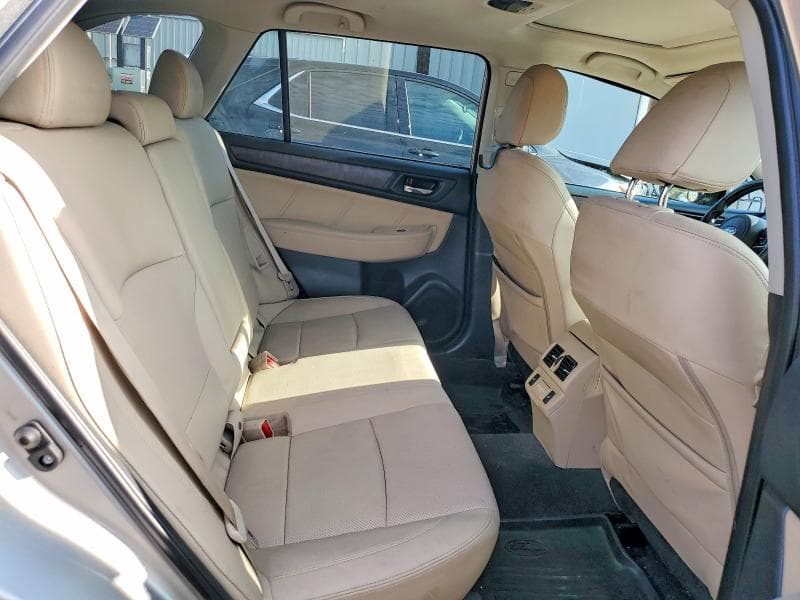 2018 SUBARU OUTBACK 3.6R LIMITED 10