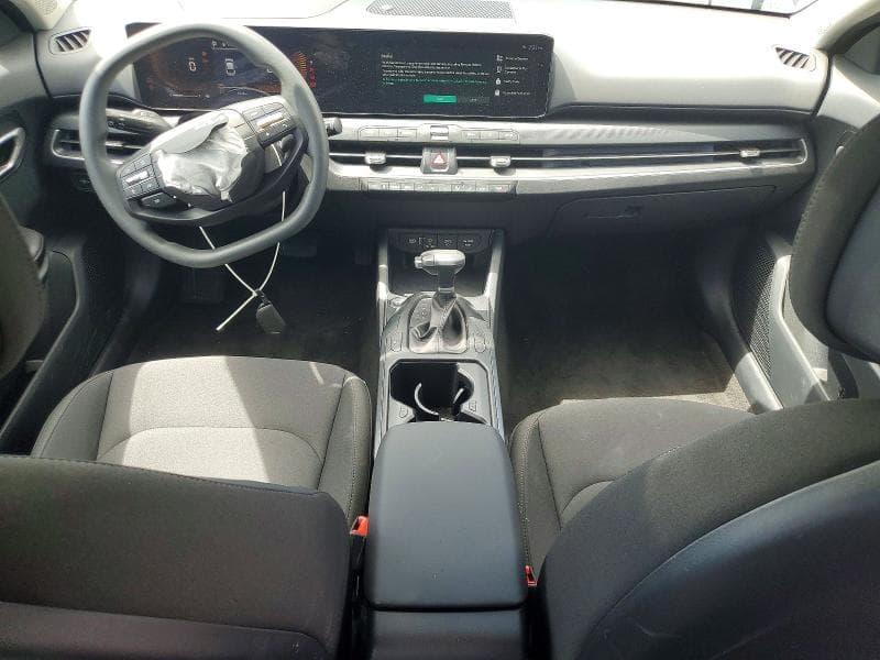 2026 KIA K4 LXS 8