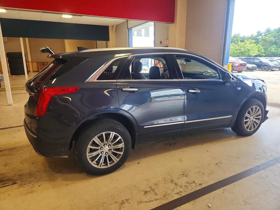 2019 CADILLAC XT5 LUXURY 3