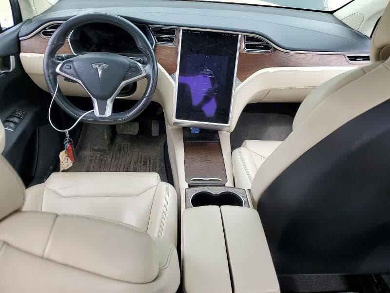 2017 TESLA MODEL X 8