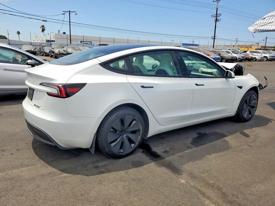 2025 TESLA MODEL 3 3