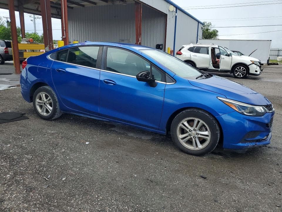 2018 CHEVROLET CRUZE LT 4