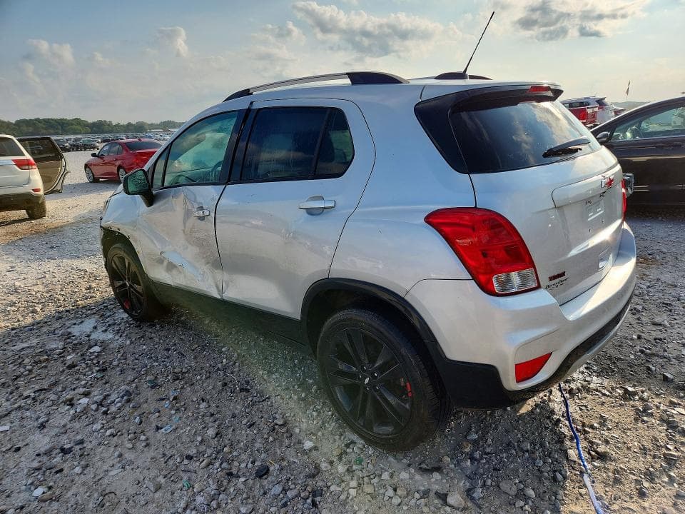 2020 CHEVROLET TRAX 1LT 2