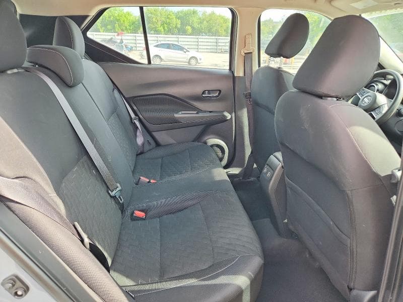 2021 NISSAN KICKS SV 10