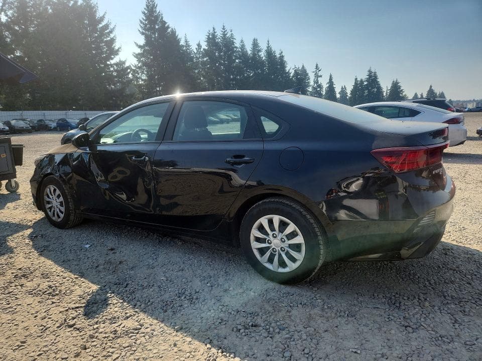2022 KIA FORTE FE 2