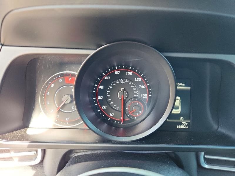 2021 HYUNDAI ELANTRA SE 9