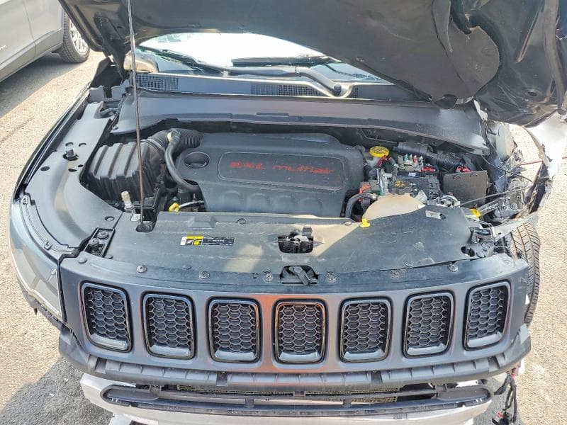 2019 JEEP COMPASS LATITUDE 11