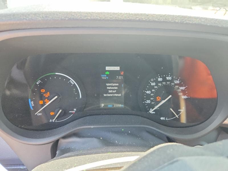 2022 TOYOTA SIENNA XSE 9