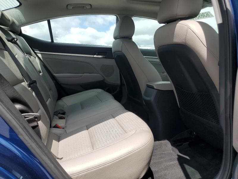 2020 HYUNDAI ELANTRA LIMITED 10
